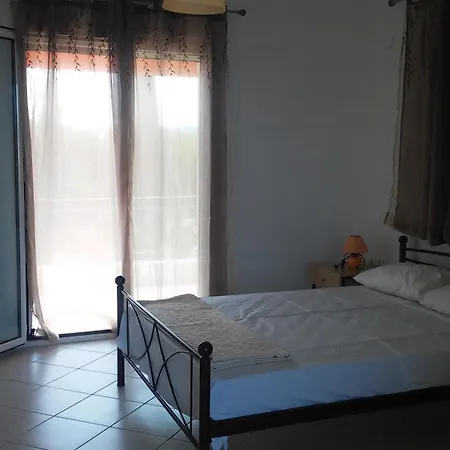 Apartment Pefki 7